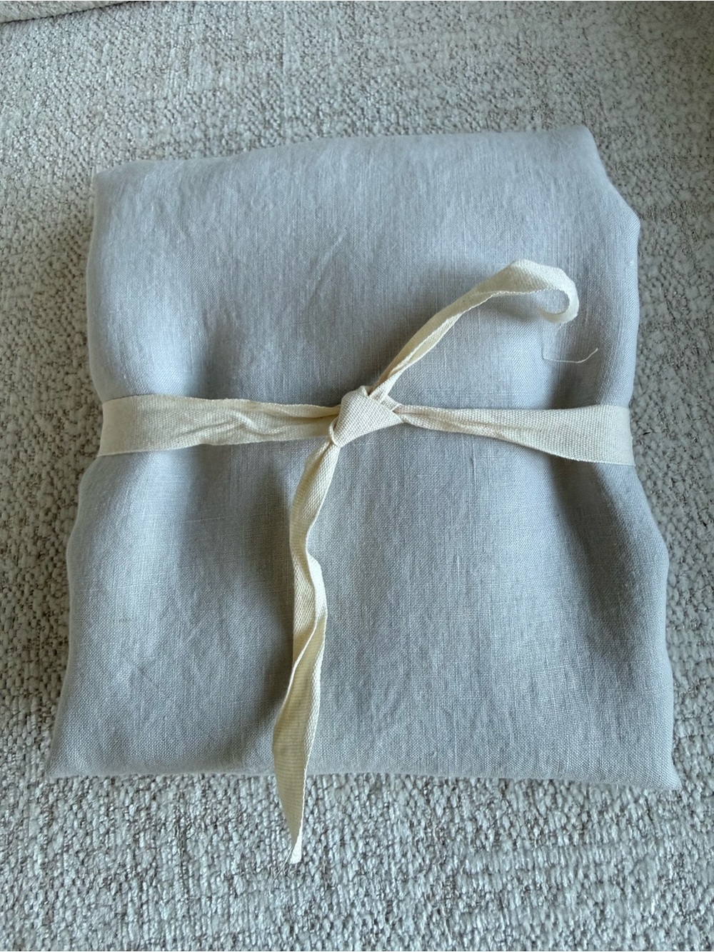 Parachute NEW Standard Size  Set of 2Linen Pillowcase Set grey color